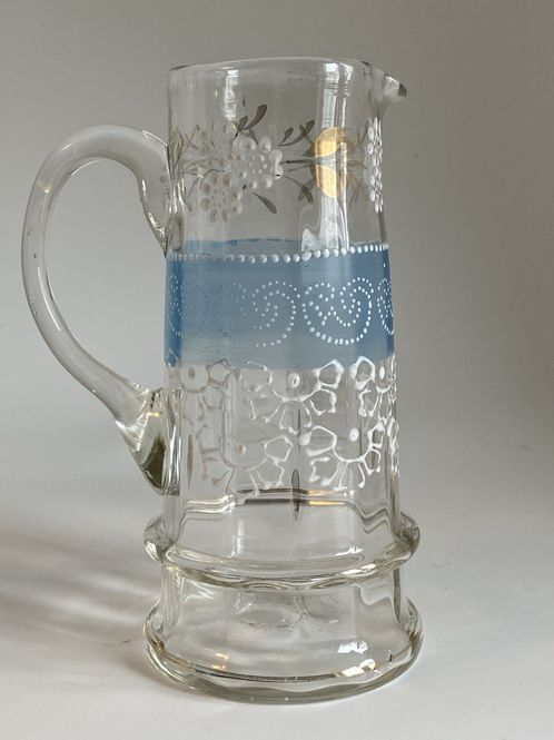 Hovedbilde Antikk glassmugge med dekor 