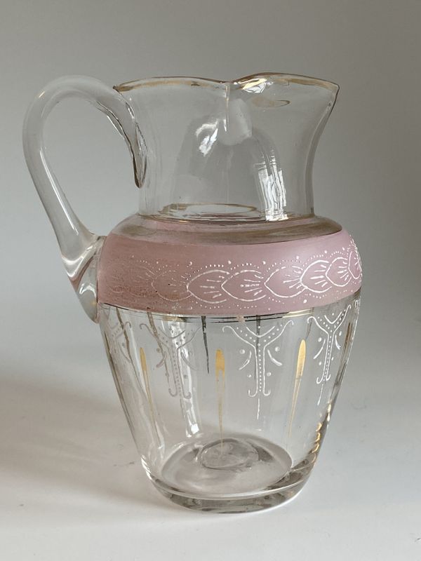 Antikk glassmugge med emaljedekor 