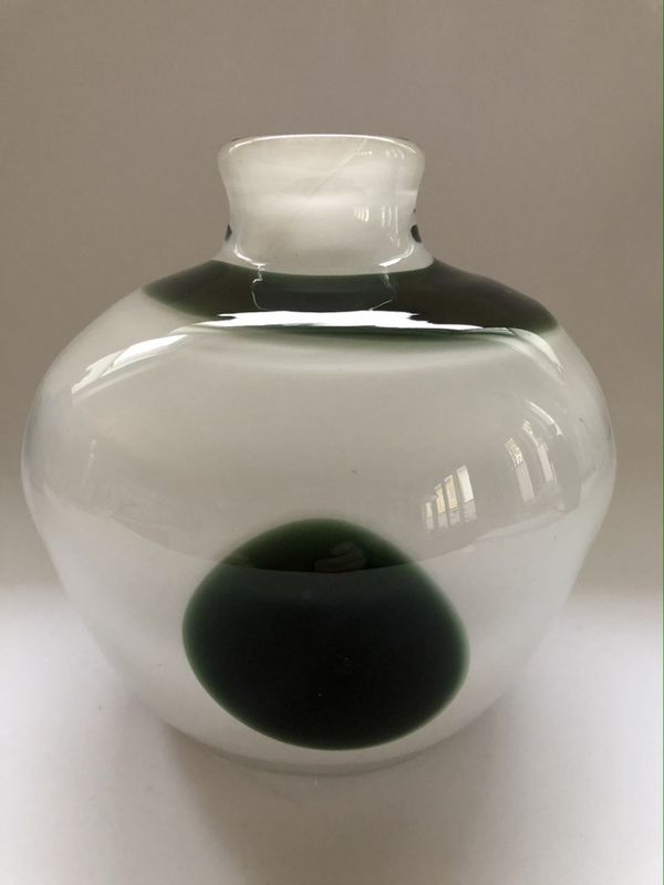 Vase Arne Lindaas Magnor Glassverk