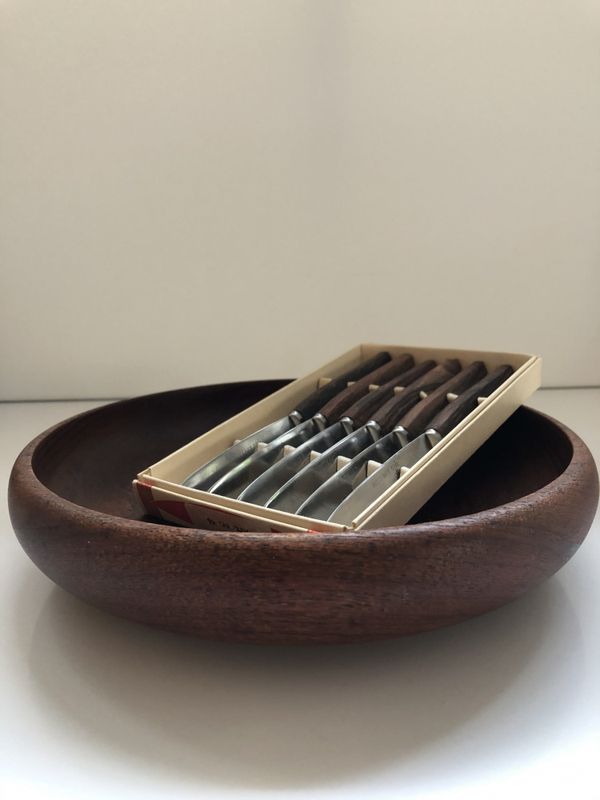 Teakskål og knivsett norskprodusert 