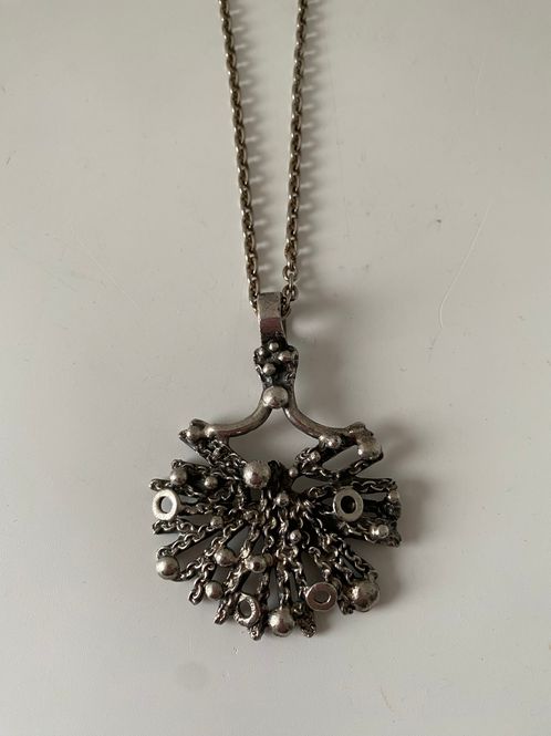 Hovedbilde Vintage halssmykke i tinn Tapani Vanhatalo