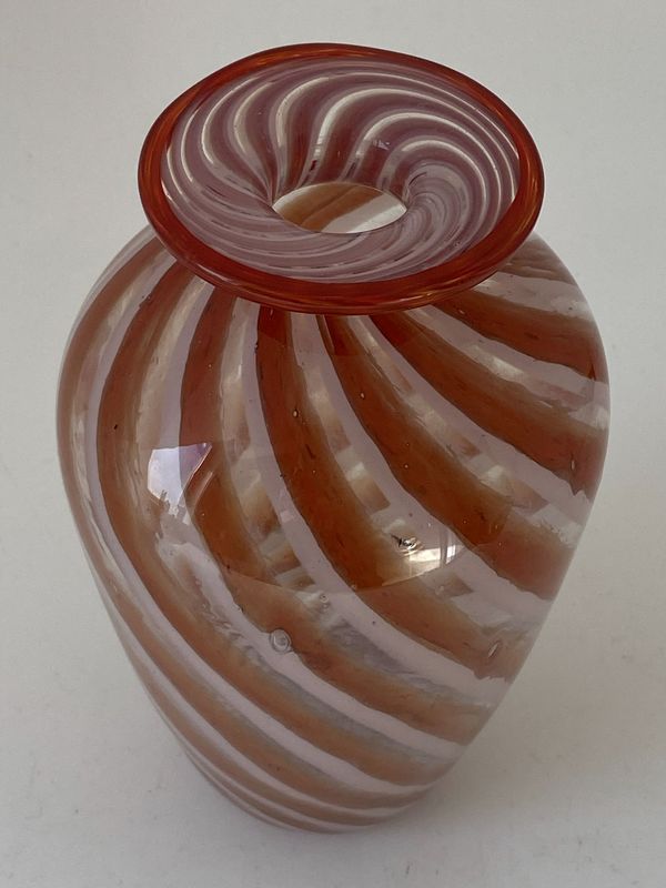 Kunstglassvase Island Studio Glass 